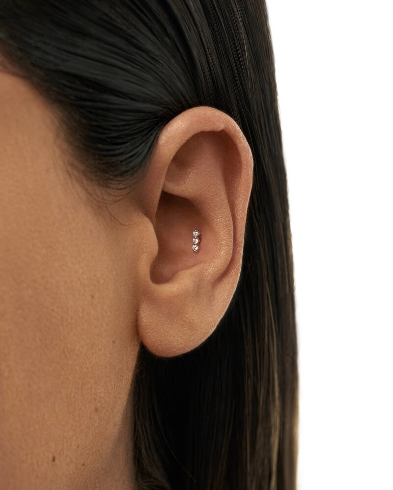 3 Lined S Stud