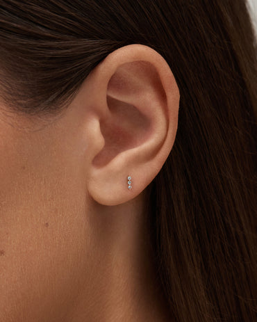 3 Lined S Stud Blue Topaz