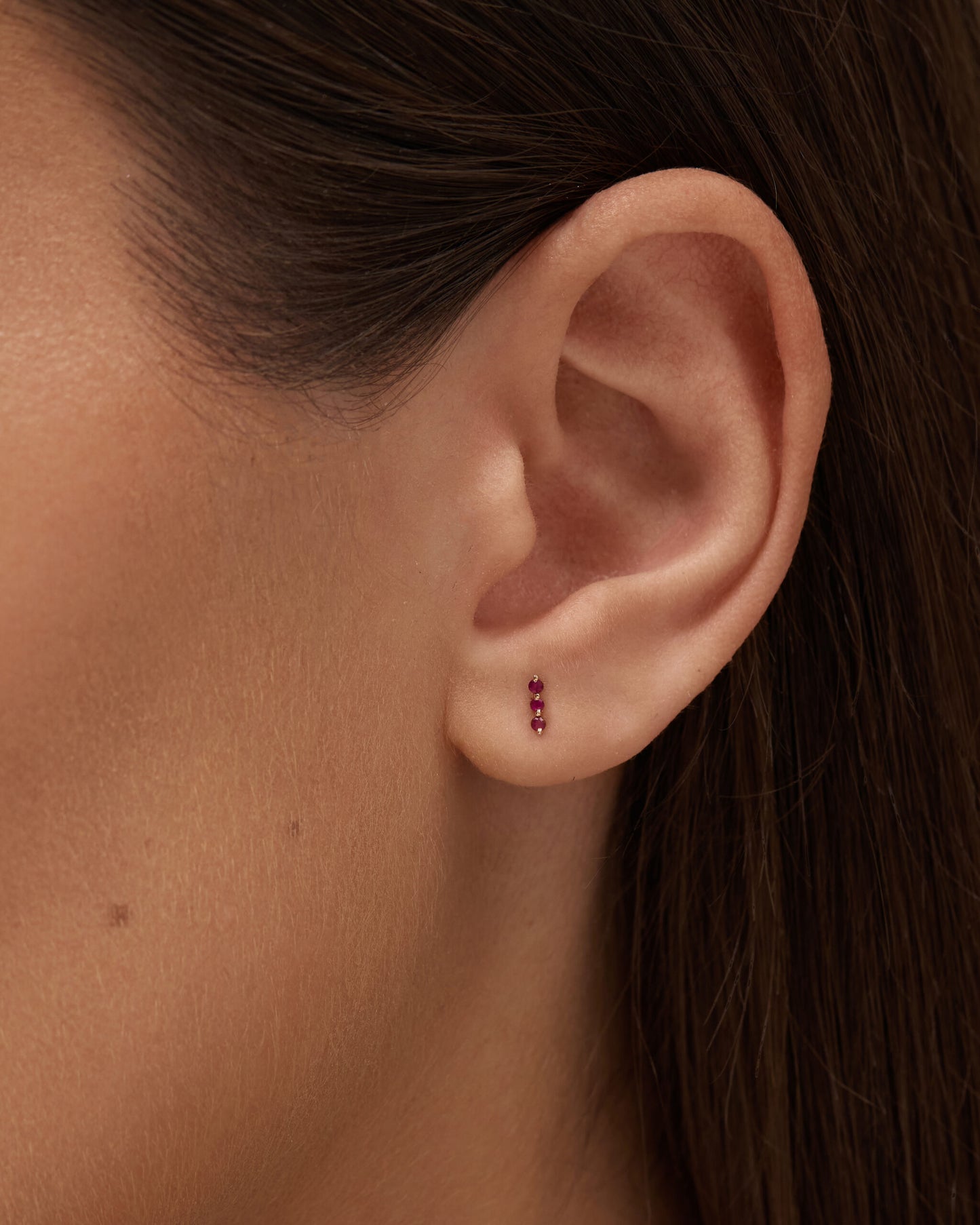 3 Lined S Stud Ruby