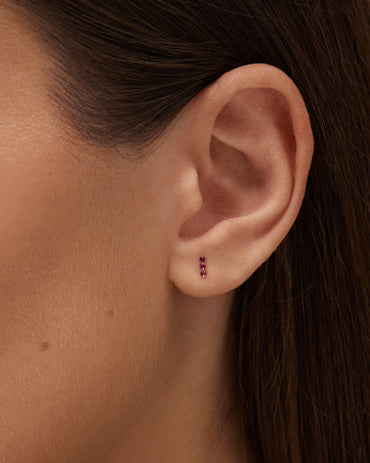3 Lined S Stud Ruby