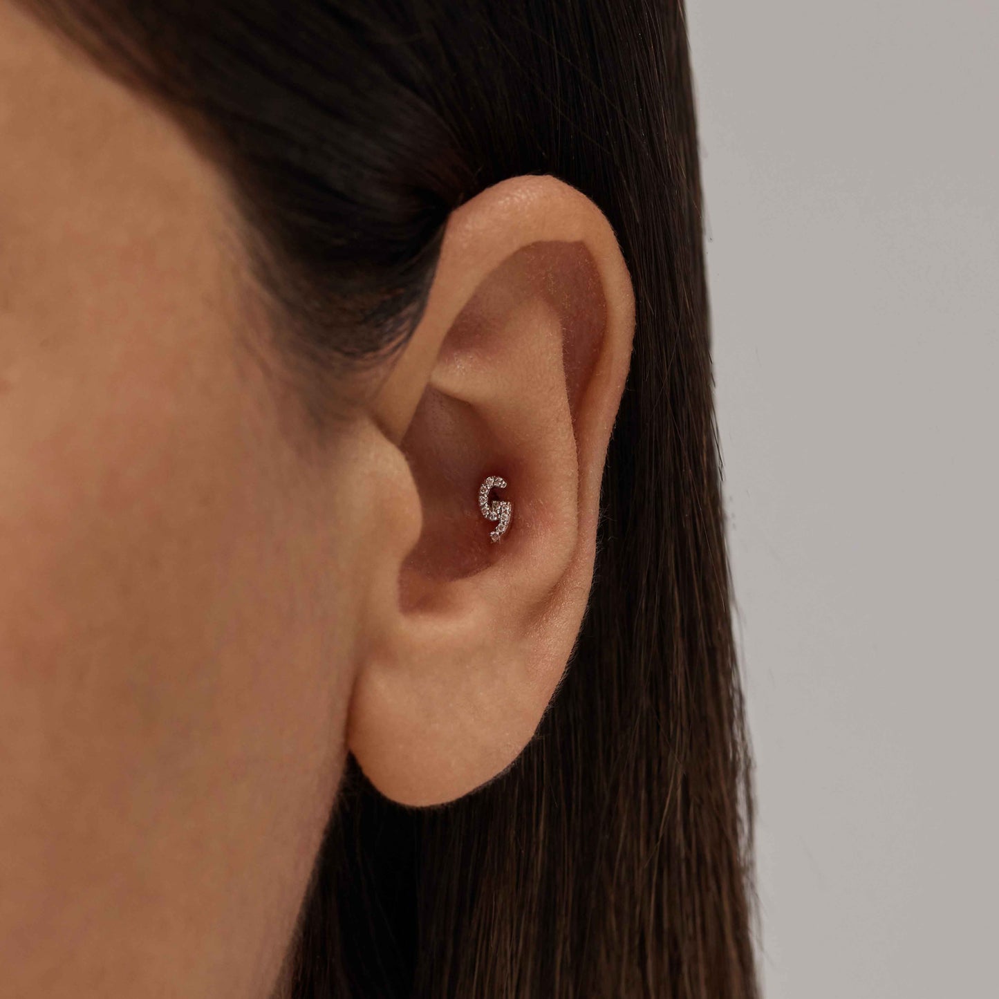 Alphabet Stud G White Gold