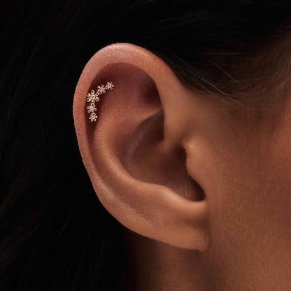 5 Daisy Flower Stud